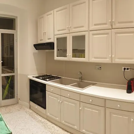 Casa Tua A Santa Maria Maggiore Daire *